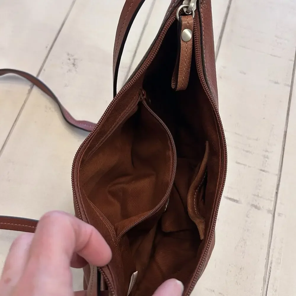 Fossil Leather Purse - Picture 10 of 13